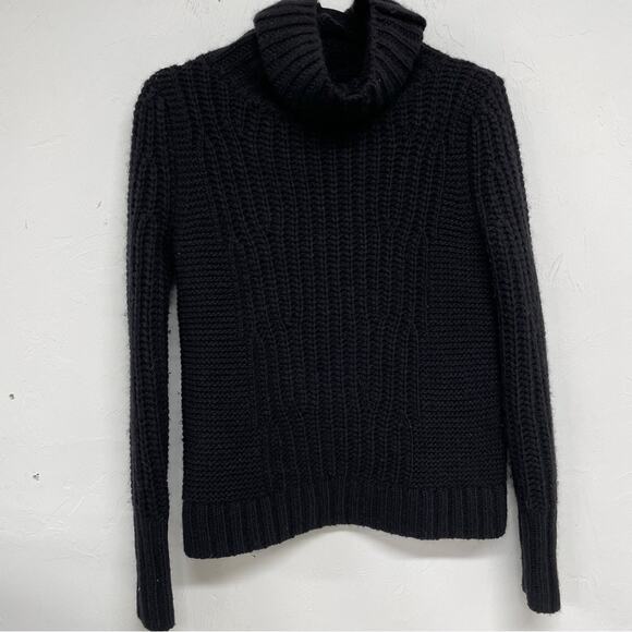 Banana Republic Sweaters - Banana Republic Black Merino Wool & Alpaca Blend Turtleneck Sweater Womens XS